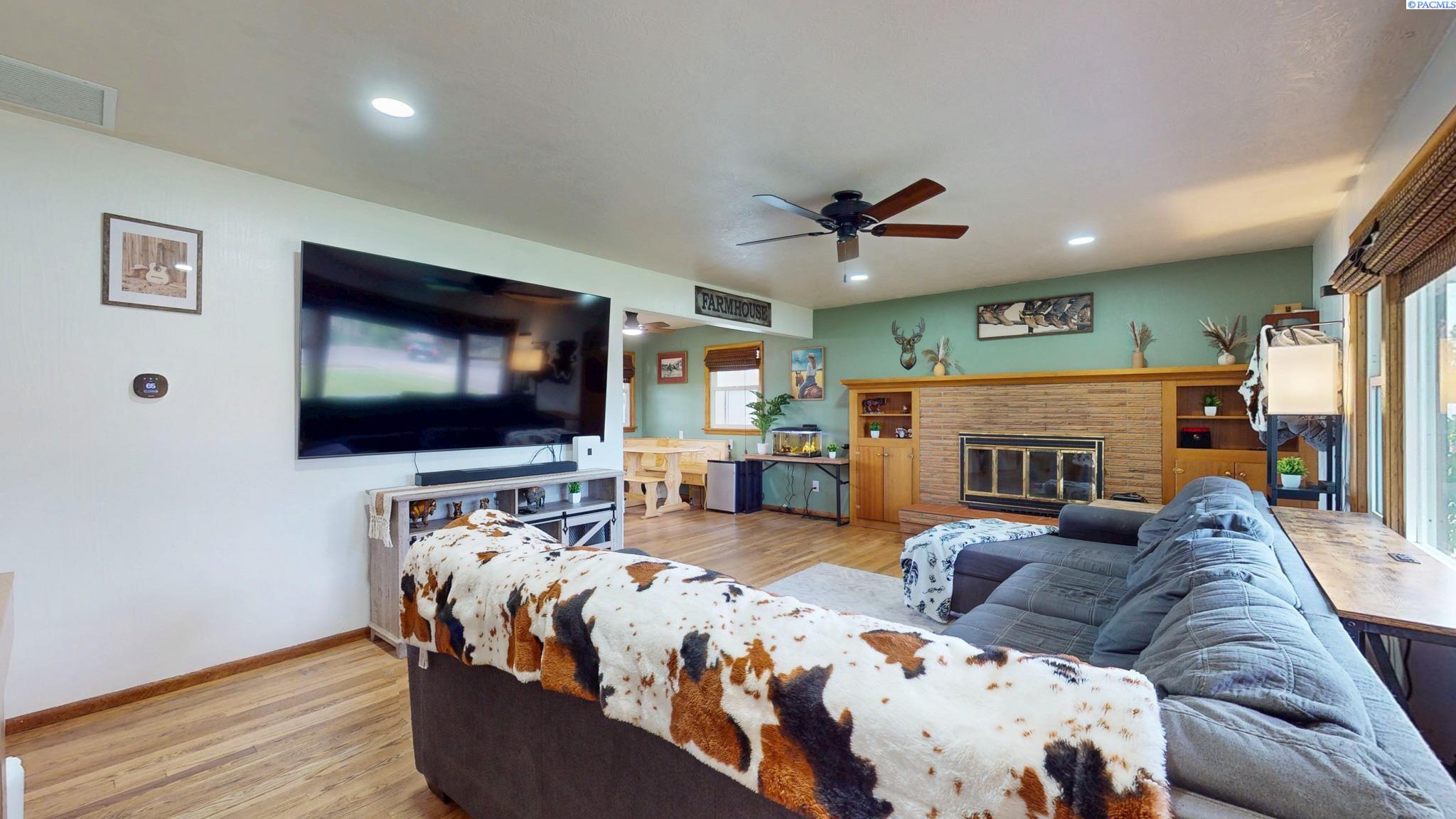 IDX 4 27073 Ice Harbor Drive
