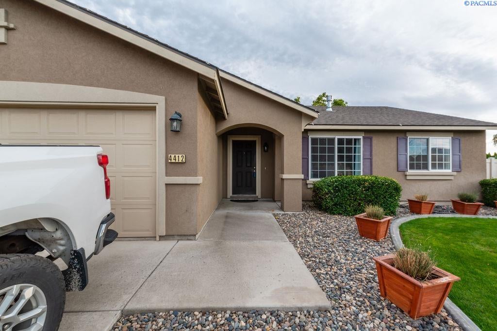 IDX 2 4412 Monterey Dr