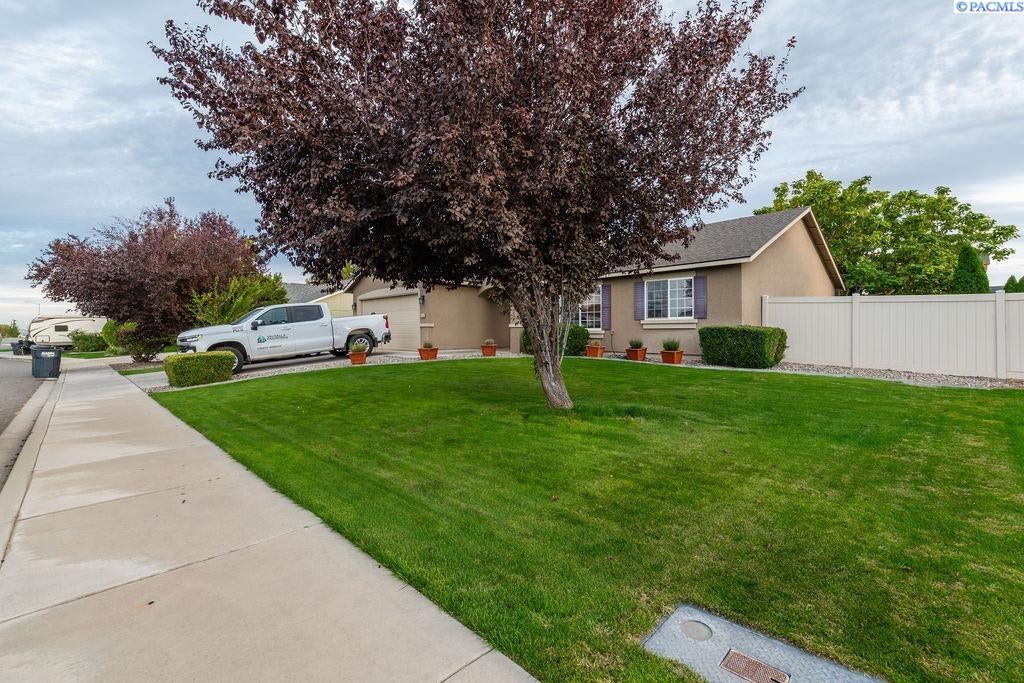 IDX 1 4412 Monterey Dr