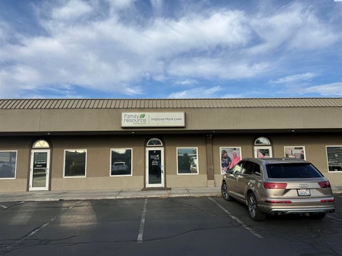 Photo of 4018 W Clearwater Ave #B, Kennewick, WA 99336 (MLS # 296662)