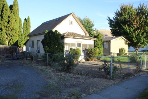 Photo of 616 Court St, Prosser, WA 99350 (MLS # 296793)