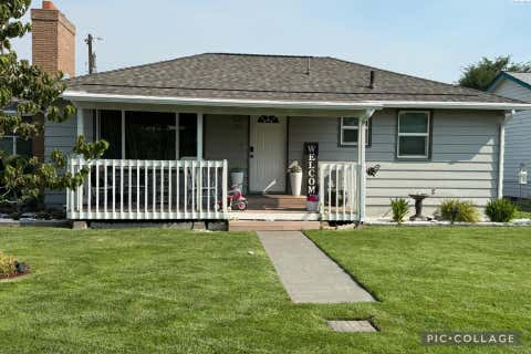 Photo of 4008 W 2nd AVE, Kennewick, WA 99336 (MLS # 295432)