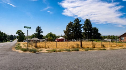 Photo of Undetermined rd 48, Pasco, WA 99301 (MLS # 296319)