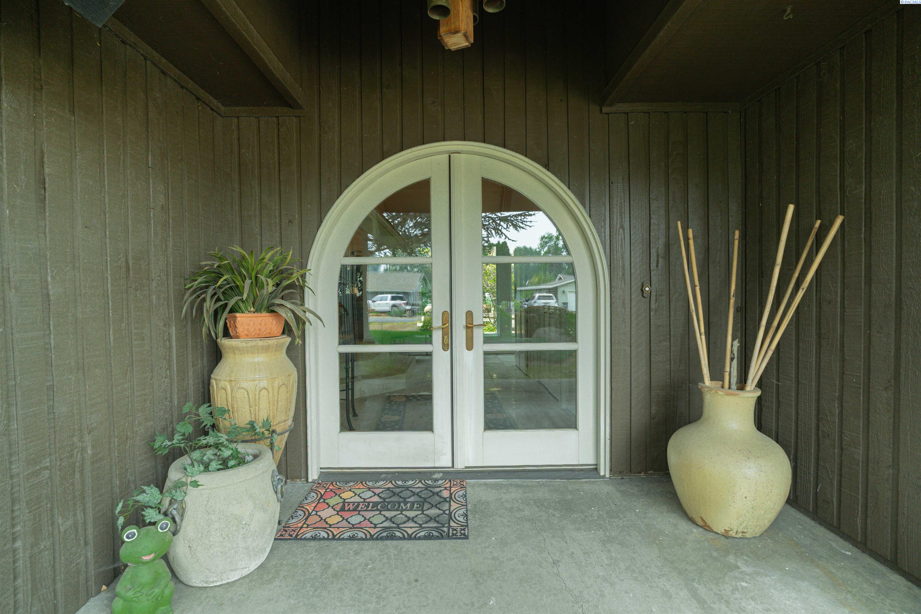 IDX 2 820 S Meadowlark Lane