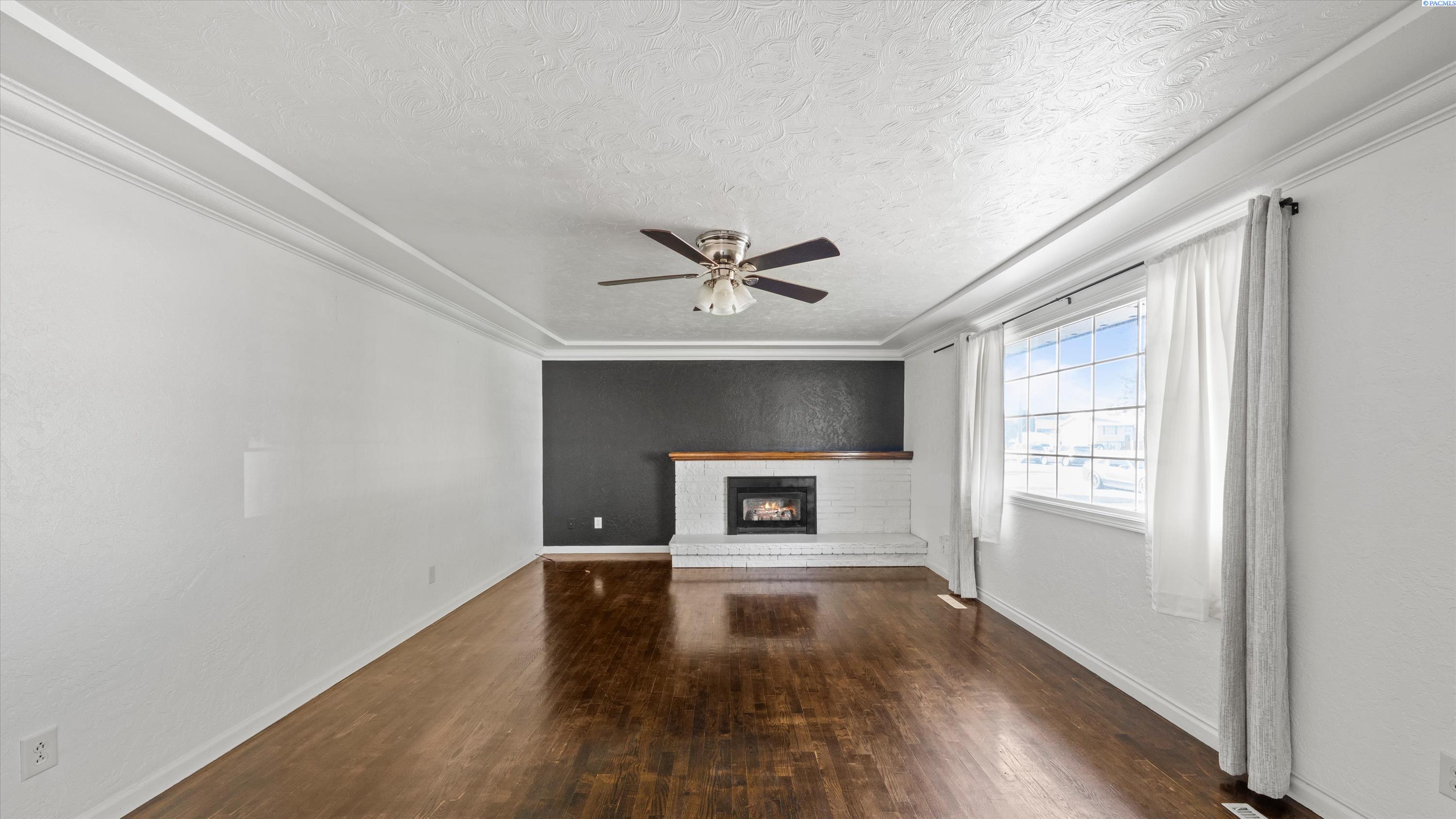 IDX 3 1751 N 24TH AVE