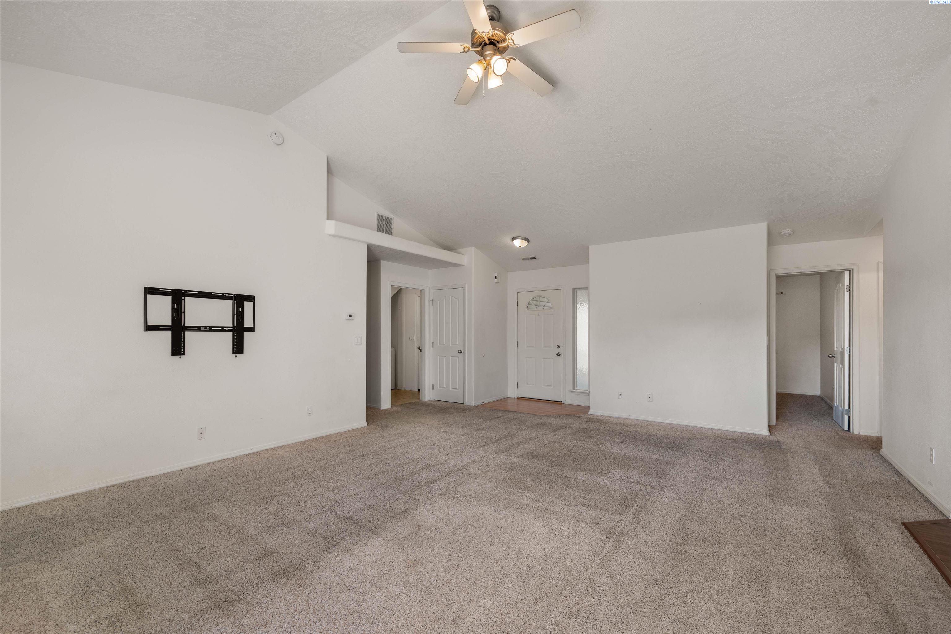 4011 Hayden Lane