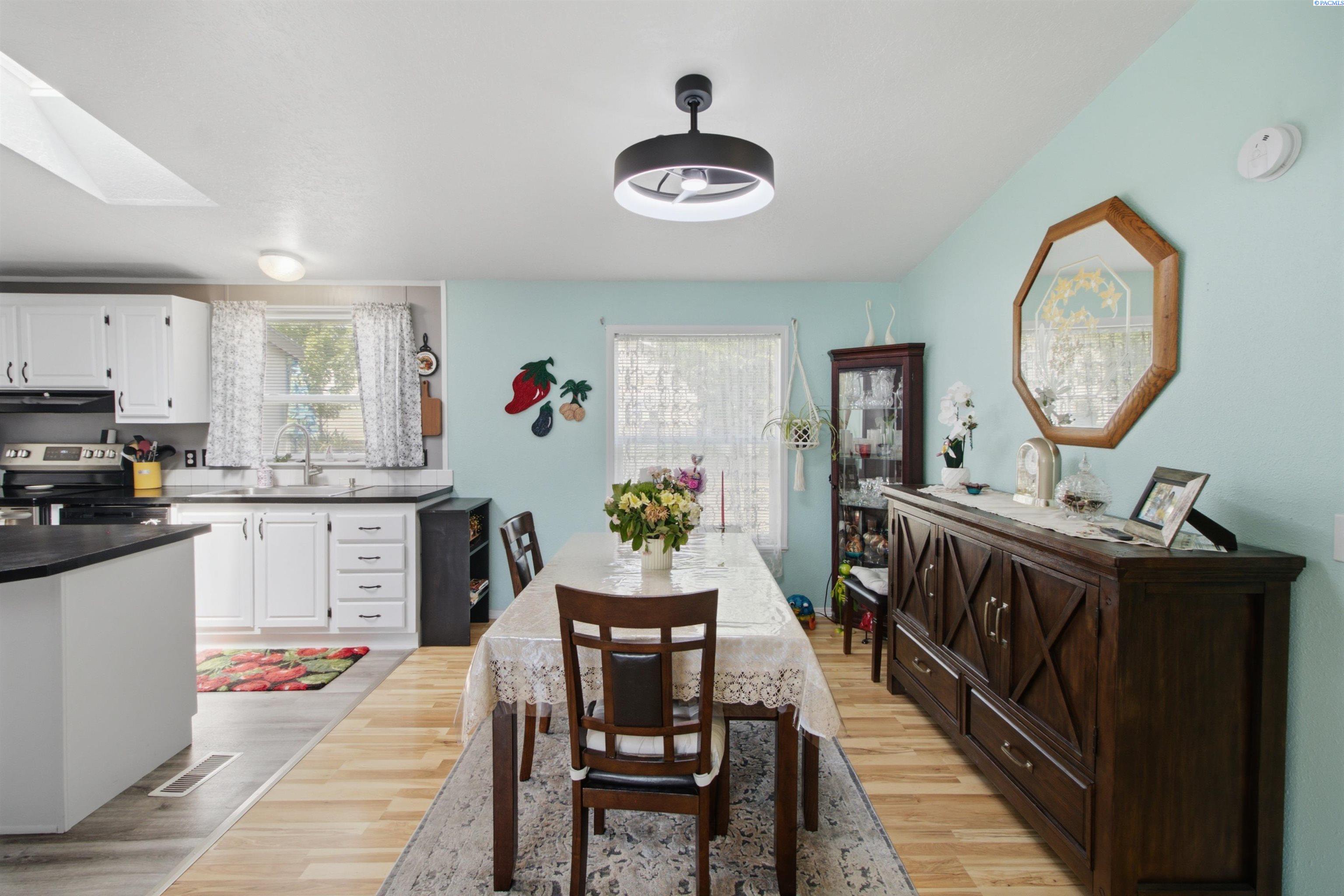 206 NW Lancer Ln.