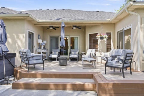 Photo of 4401 W 19th Ave, Kennewick, WA 99338 (MLS # 292729)