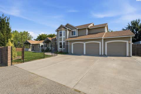 Photo of 101 Rachel Rd, Kennewick, WA 99338 (MLS # 295527)