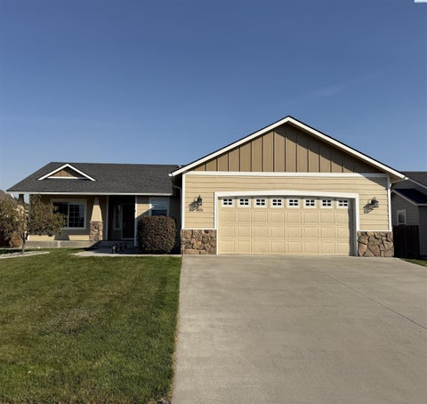 Photo of 1806 Wallace Ct, West Richland, WA 99353 (MLS # 297255)