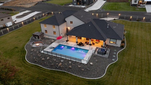 Photo of 14805 S Ridge View Lane, Kennewick, WA 99338 (MLS # 296958)
