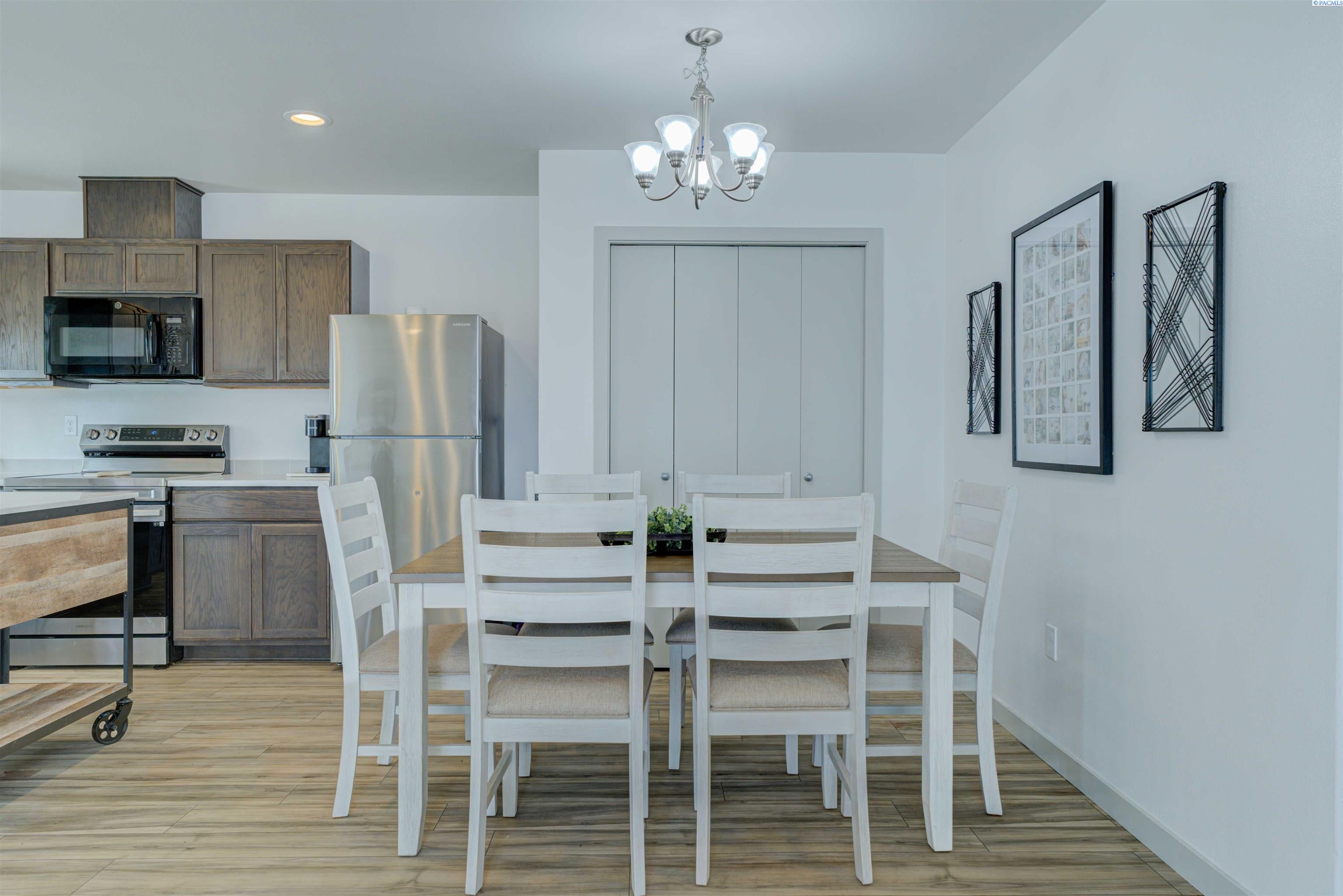 IDX 3 525 S Cedar Ave