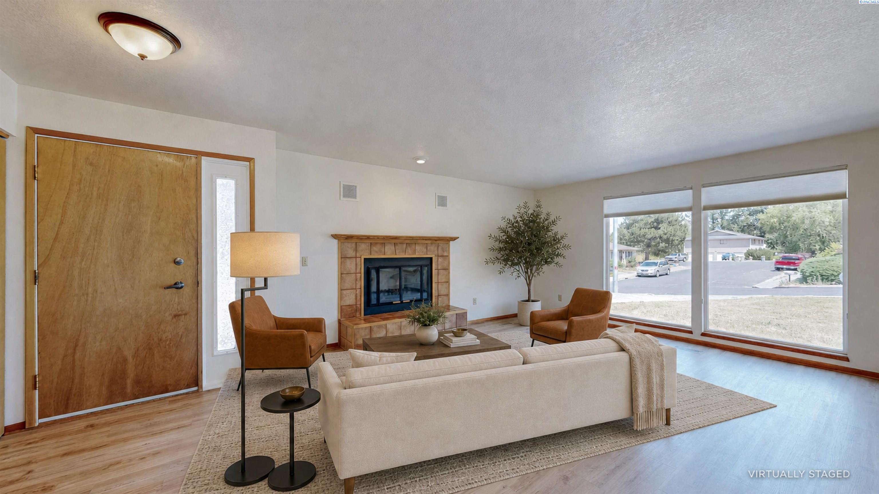 1165 SW Wadleigh Dr.