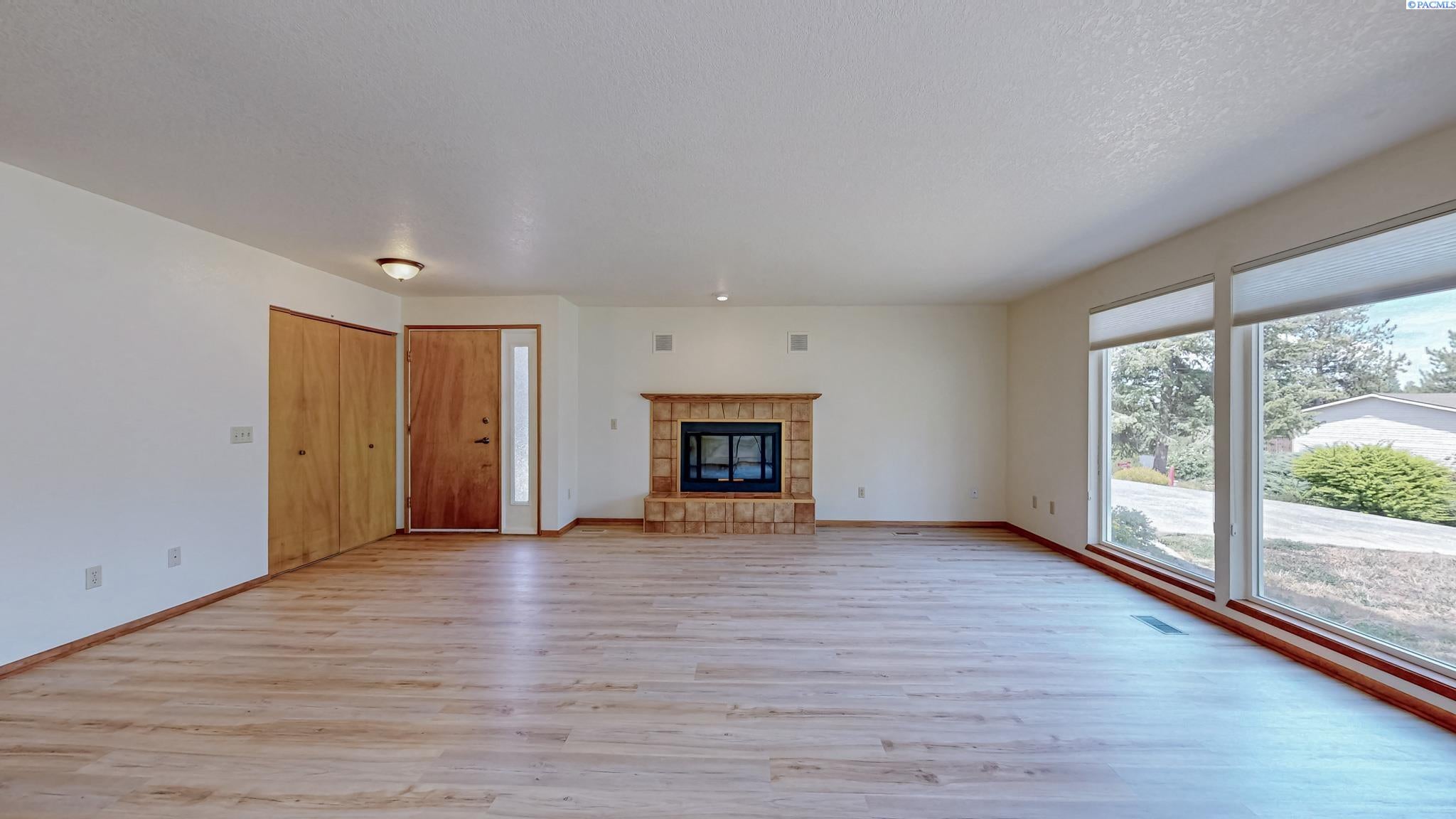 1165 SW Wadleigh Dr.