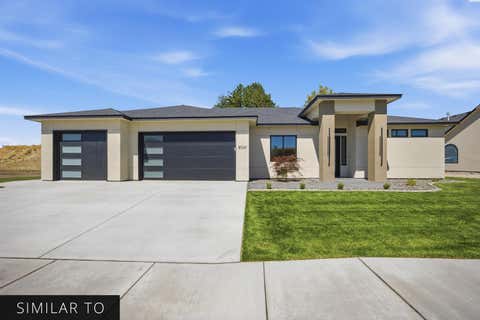 Photo of 225 Riviera Drive, Pasco, WA 99301 (MLS # 295866)
