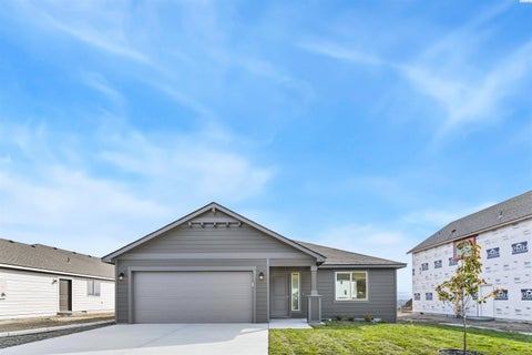 Photo of 757 Honeylicious St, Richland, WA 99352 (MLS # 297397)
