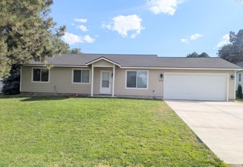 Photo of 5715 W Victoria Ave, Kennewick, WA 99336 (MLS # 296387)