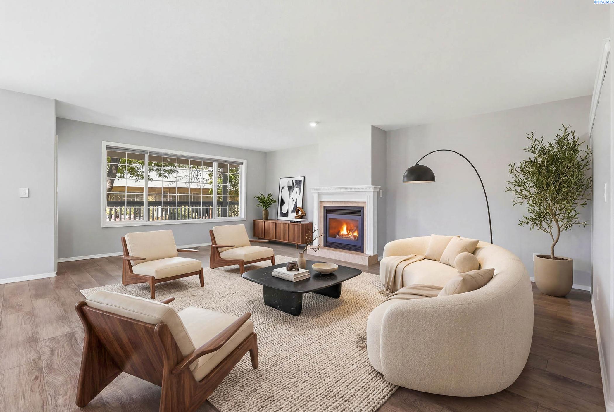 IDX 3 102 Tamarron Ln