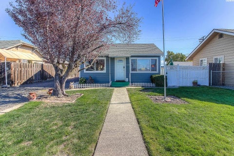 Photo of 3209 S 2nd Street, Union Gap, WA 98903 (MLS # 297202)