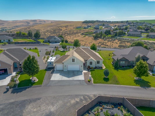 87069 E HAVEN VIEW PR SE, KENNEWICK, WA 99338 - Image 70a9fa1d1d2ebea1b44741b99b1e2339/2466790637