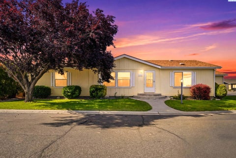 Photo of 1609 Cactus Loop, Richland, WA 99352 (MLS # 293782)