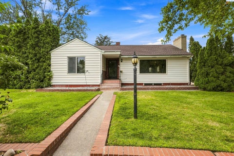 Photo of 1511 Farrell Lane, Richland, WA 99354 (MLS # 296122)