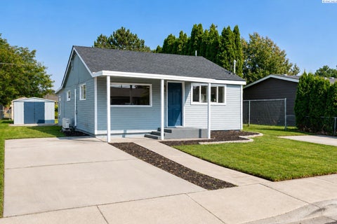 Photo of 1110 Willard Avenue, Richland, WA 99354 (MLS # 295412)