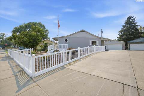 Photo of 1303 Potter Ave, Richland, WA 99354 (MLS # 295316)