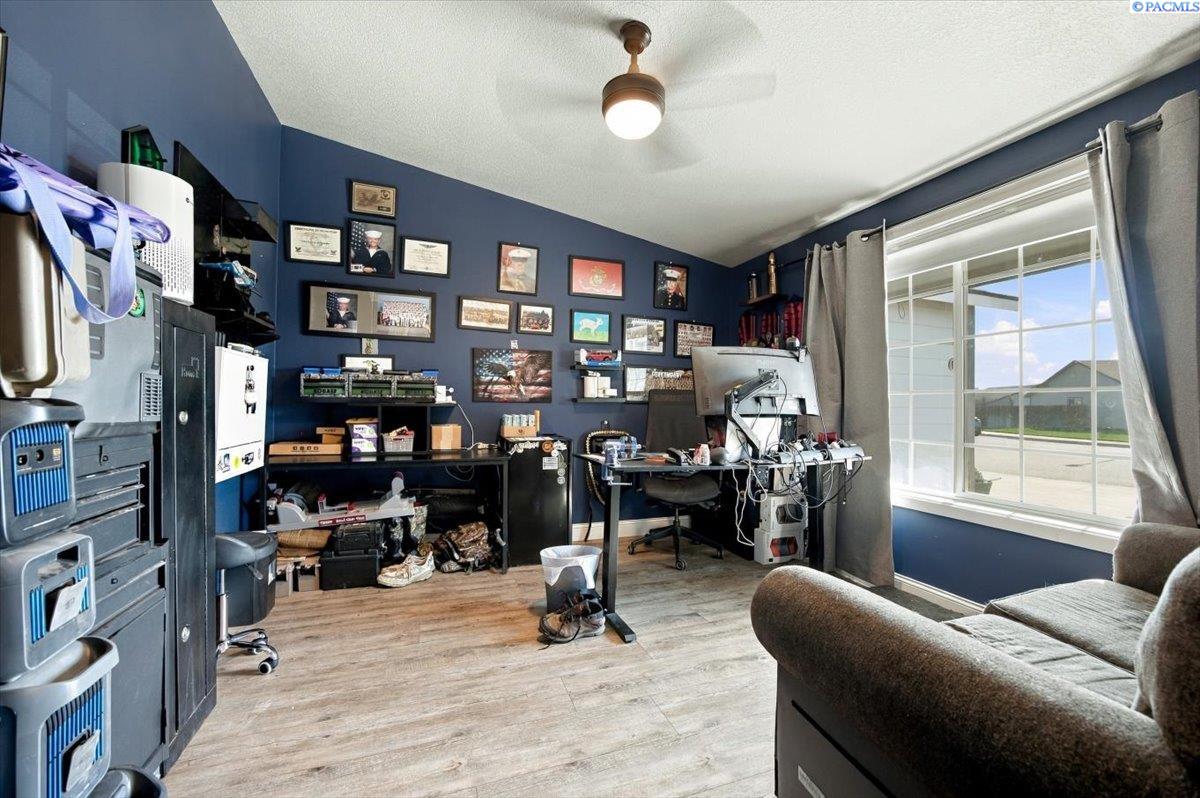 6312 Bulldog Ln