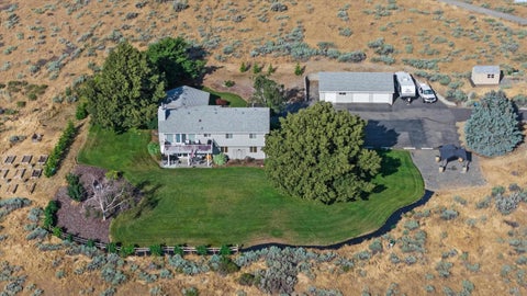 Photo of 703 S 48th Ave, West Richland, WA 99353 (MLS # 294139)
