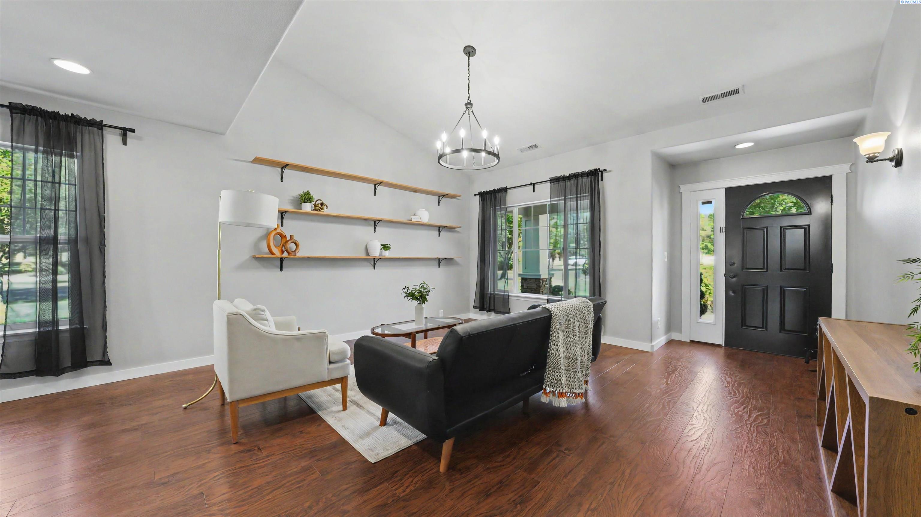 1 Dahlia Ct