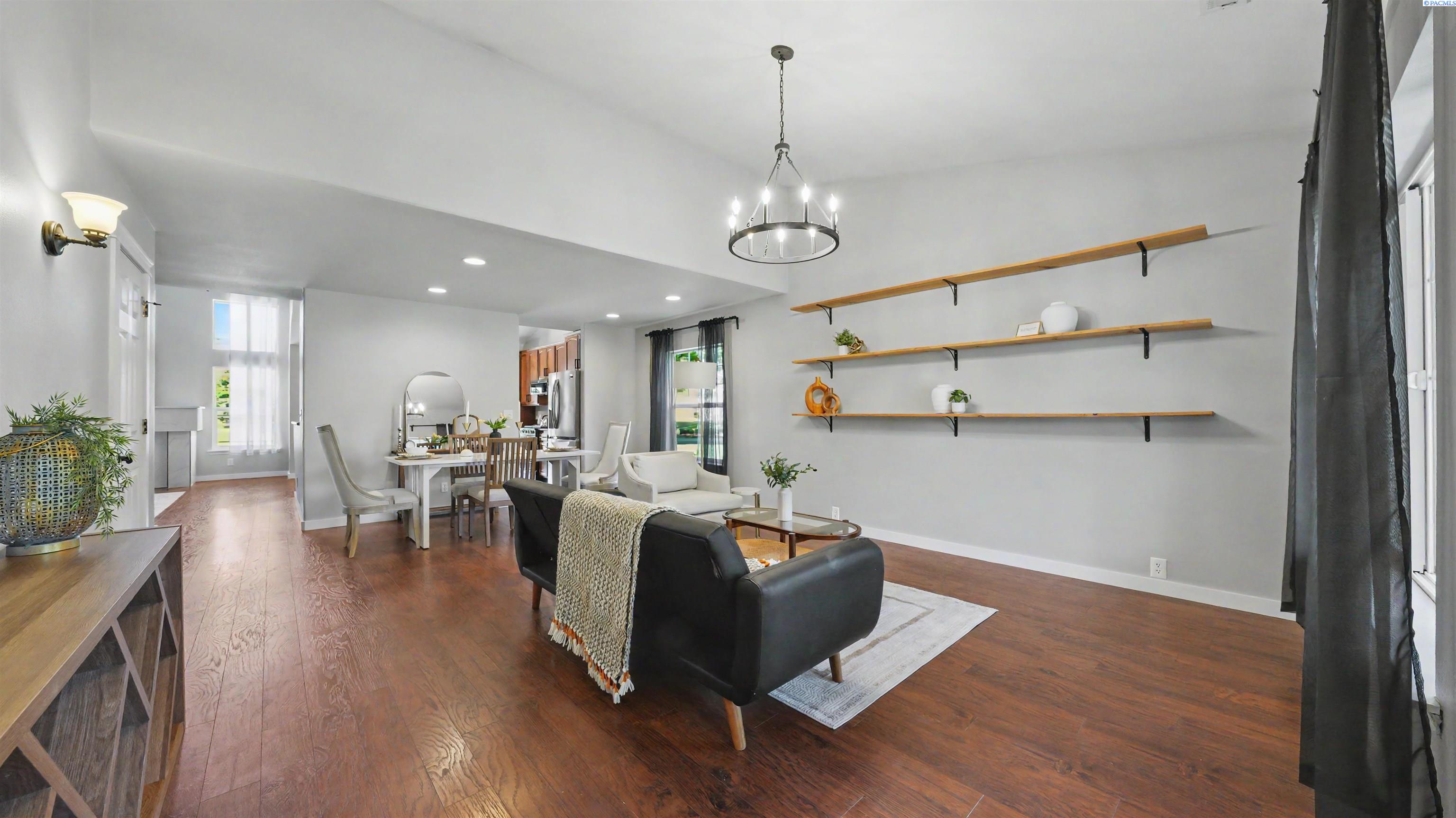 1 Dahlia Ct