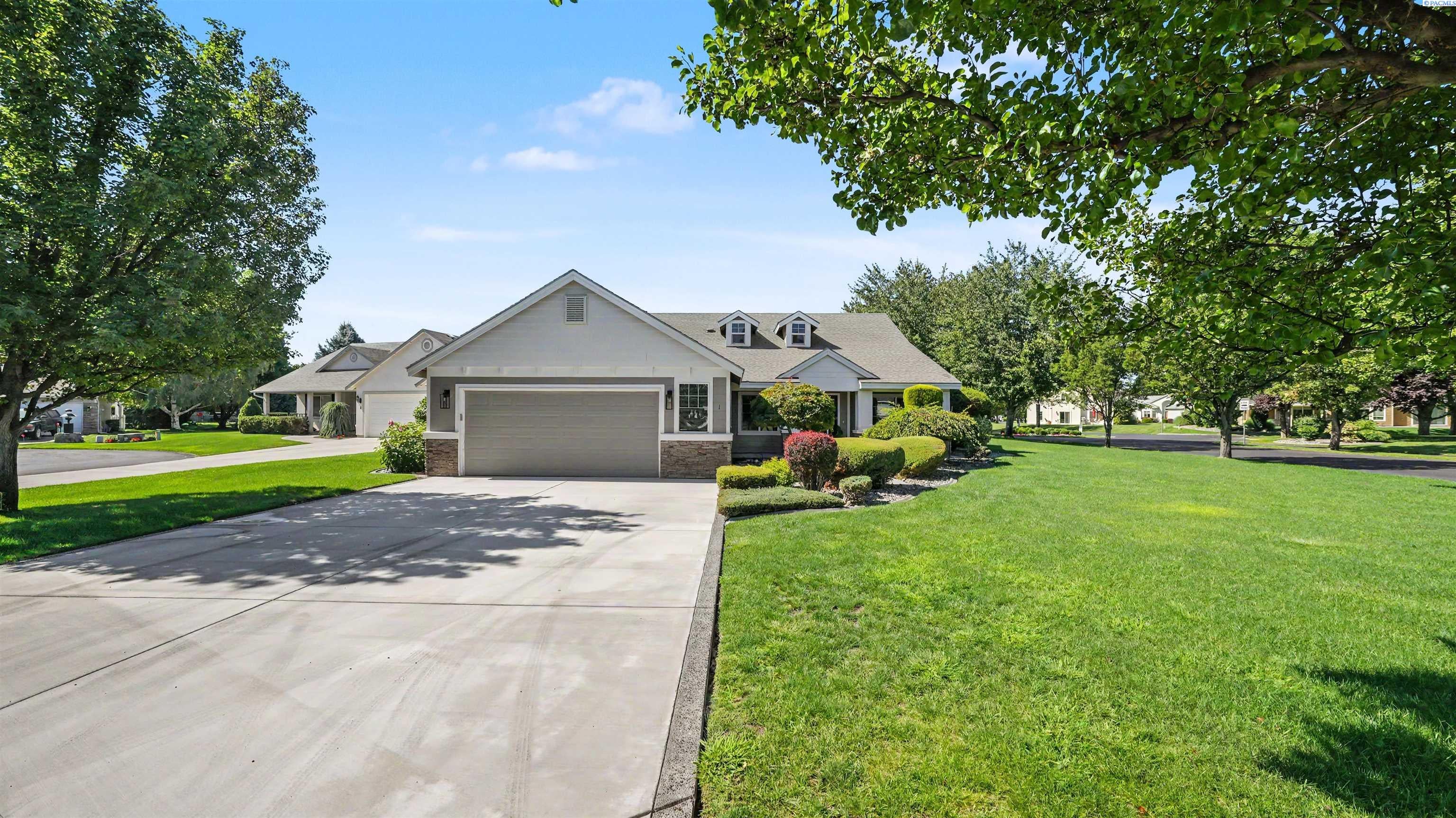 1 Dahlia Ct