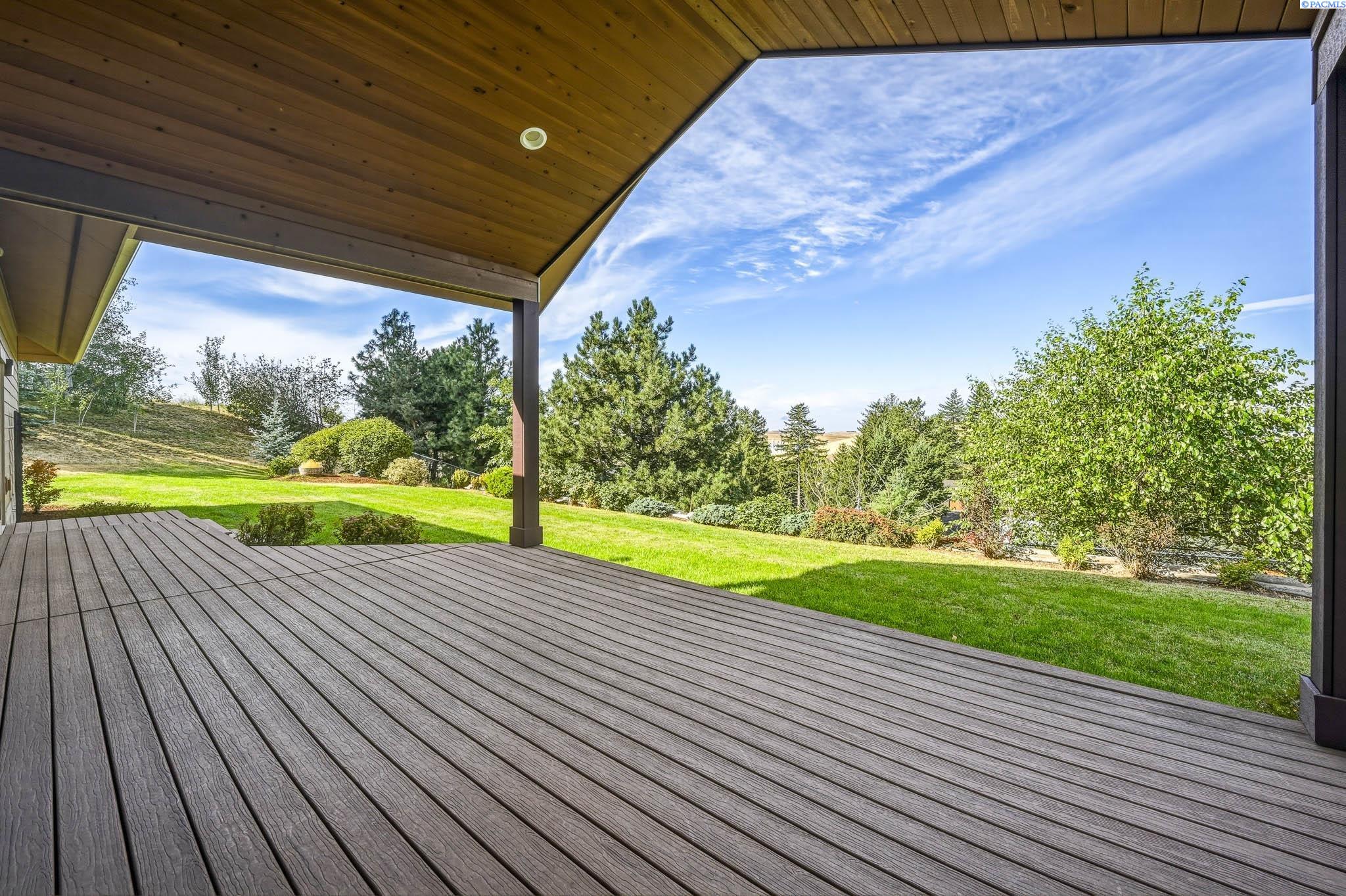 1875 SW Barclay Ridge Drive