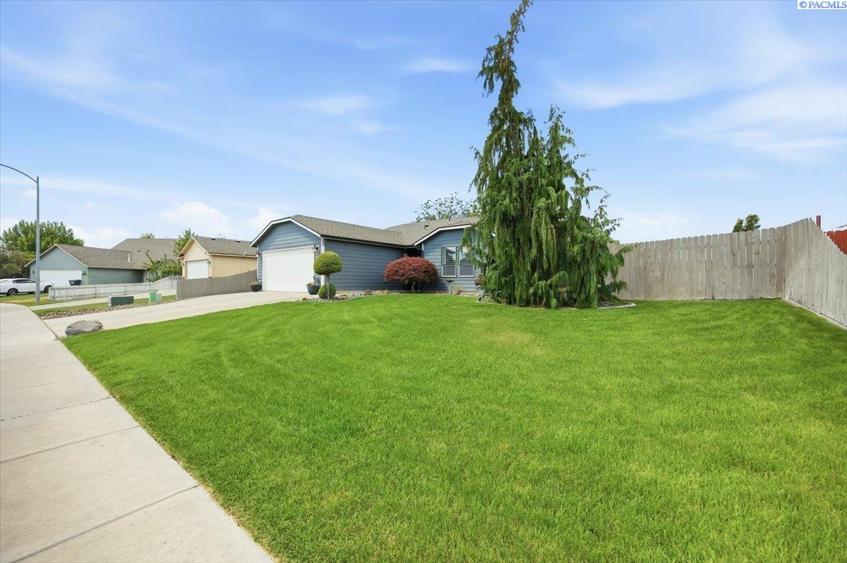 IDX 2 5004 Arthur Ln