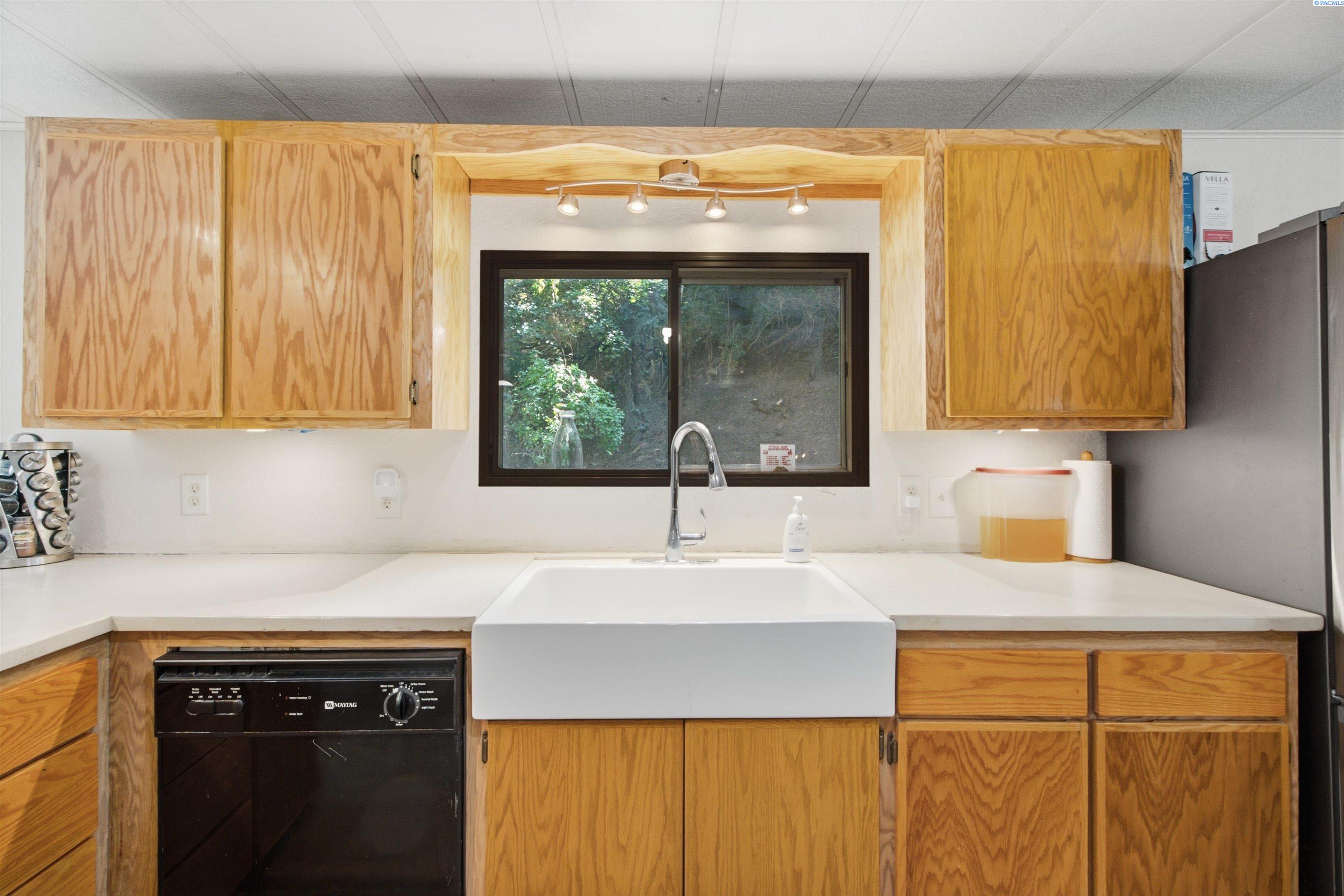 IDX 4 3391 Morley Rd