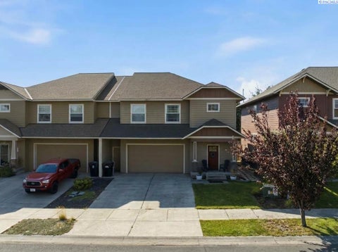 Photo of 1273 SW Big Sky Ct, Pullman, WA 99163 (MLS # 296165)