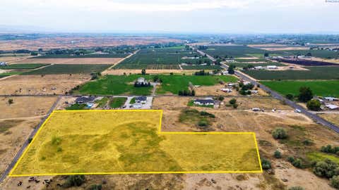 Photo of 176501 Lower County Line Rd, Prosser, WA 99350 (MLS # 295930)