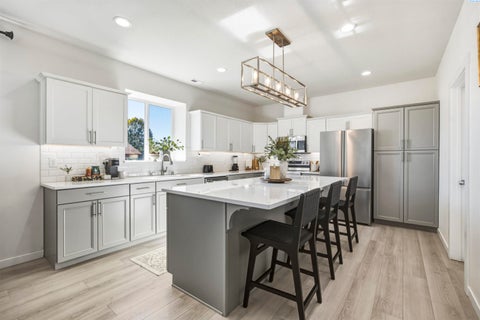 Photo of 915 W Opal Street, Pasco, WA 99301 (MLS # 297222)