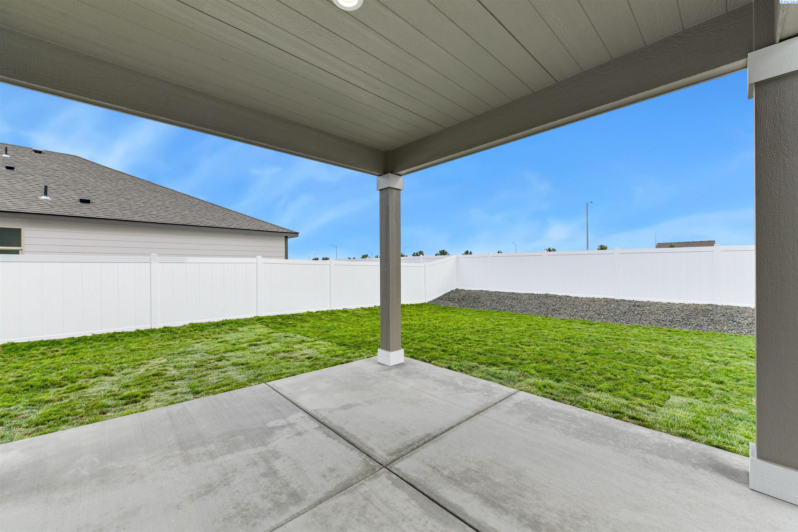 5904 Redtail Dr