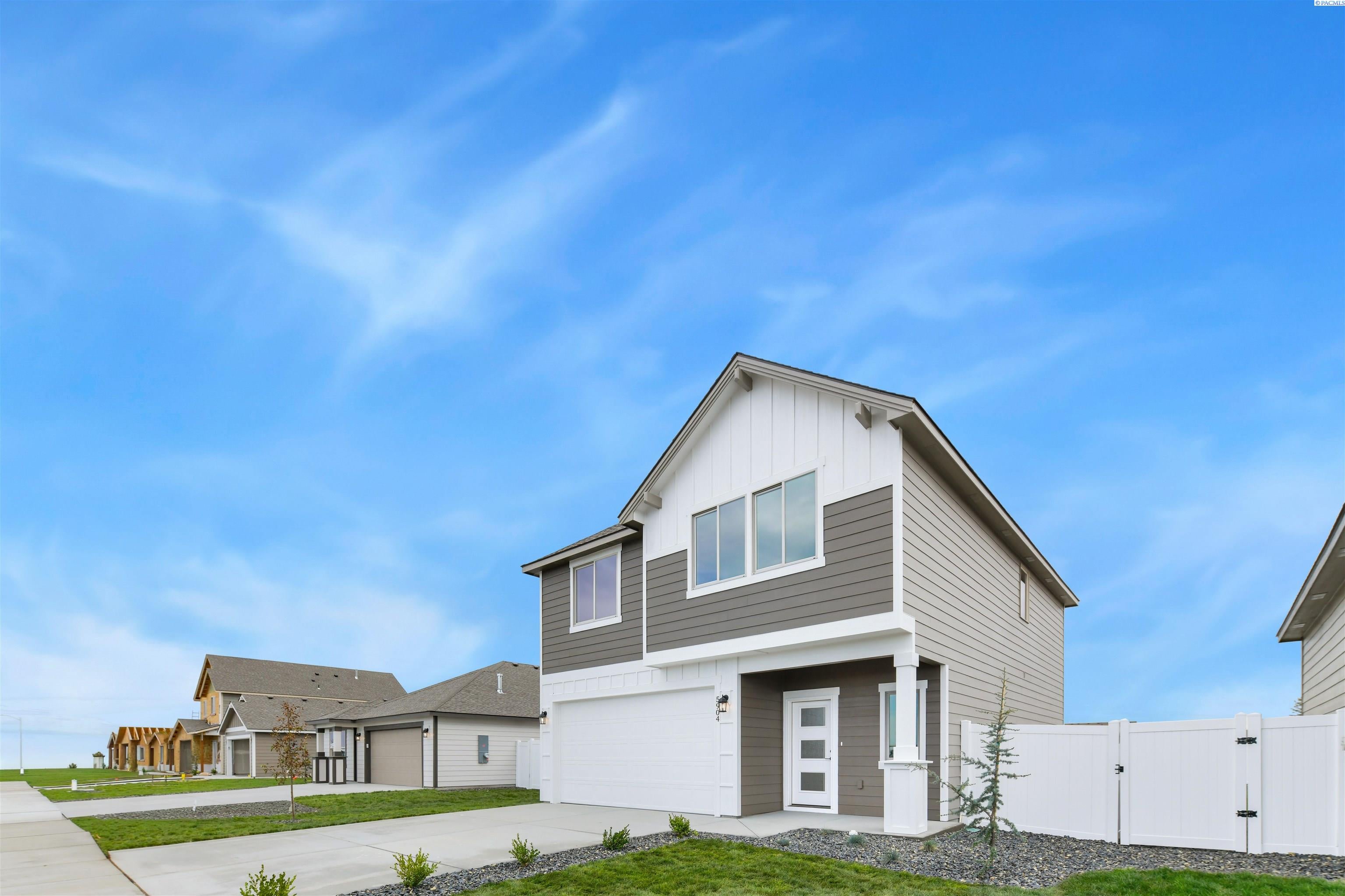 5904 Redtail Dr