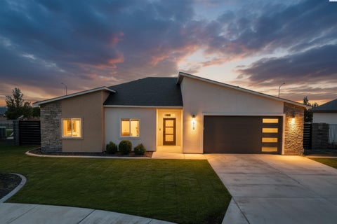 Photo of 618 Caridad Court, Pasco, WA 99301 (MLS # 296047)