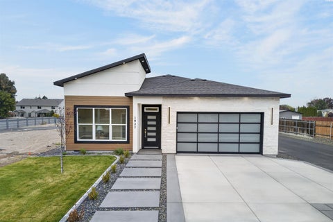 Photo of 1022 Road 64, Pasco, WA 99301 (MLS # 297400)