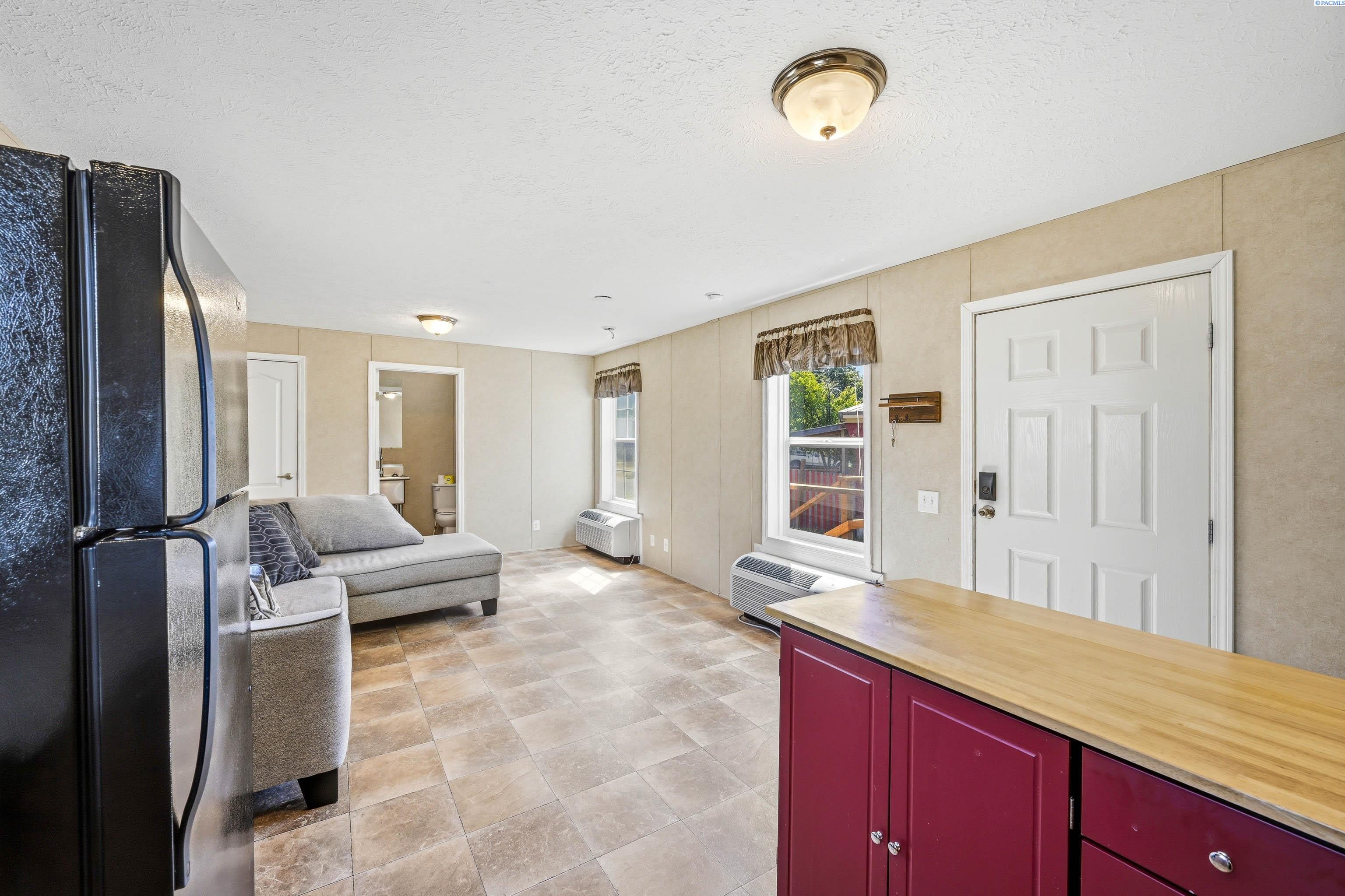 605 NW Fisk #21 21