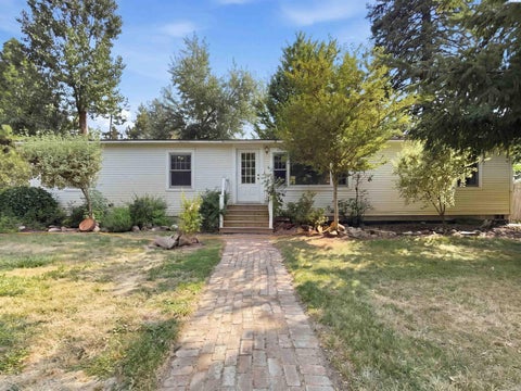 Photo of 302 E Chestnut ST, Farmington, WA 99128 (MLS # 295587)