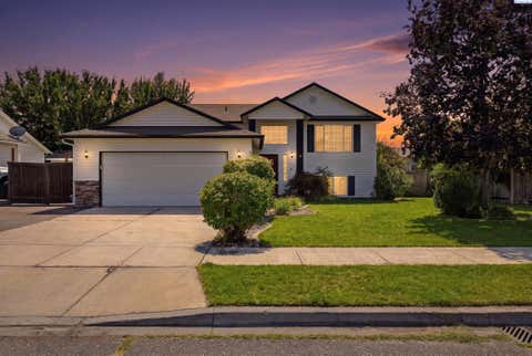 Photo of 8504 Wembley DR, Pasco, WA 99301 (MLS # 295240)