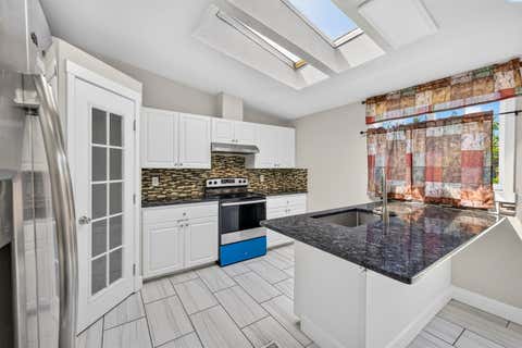 Photo of 418 S 23rd Ave, Pasco, WA 99301 (MLS # 295607)