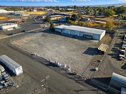 Photo of 509 E 1st Avenue, Kennewick, WA 99336 (MLS # 296134)