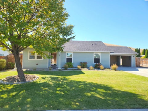 Photo of 5149 Pinehurst St, West Richland, WA 99353 (MLS # 296765)