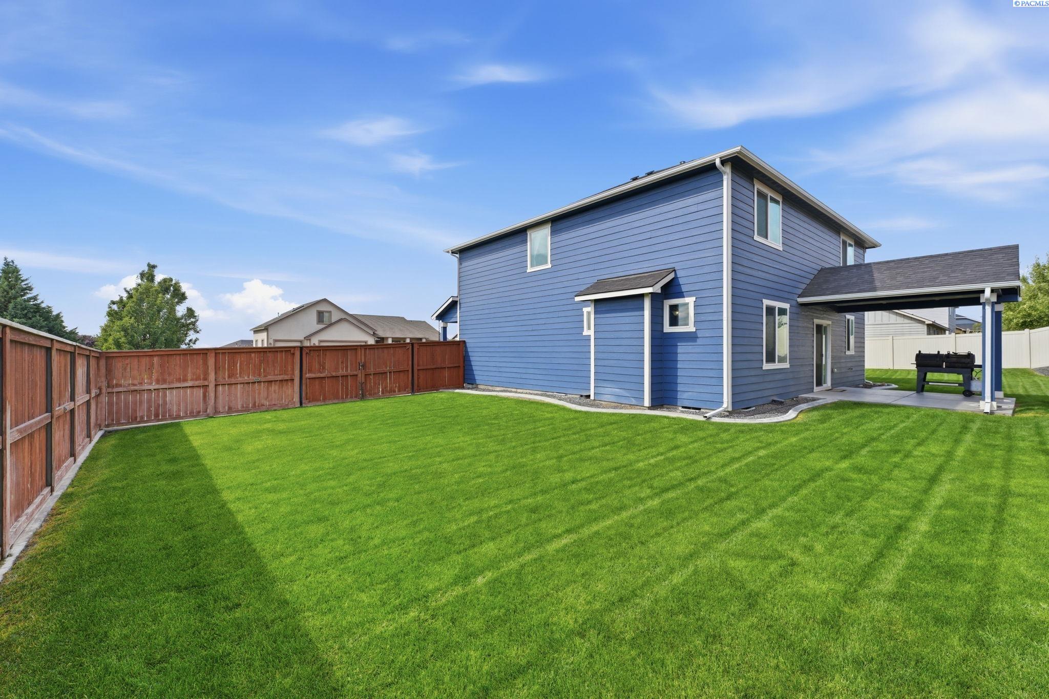 IDX 4 6109 Turf Paradise Drive